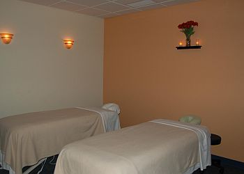 Hand & Stone Massage and Facial Spa - Columbus, OH Massage Therapy - Treatment Room Image