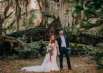 Handled by Holly - Tampa, FL Wedding Planners - Service Process Image