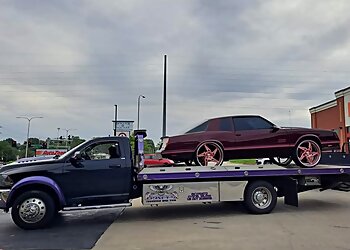 Kansas City Towing Companies Haney's Trucking and Tow Services