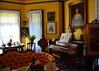 Hartford Landmarks Harriet Beecher Stowe Center