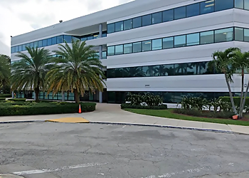 Harris Nizel - Hollywood, FL Employment Lawyers - Law Firm Exterior Image