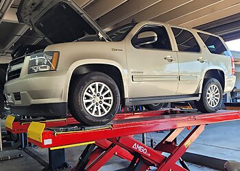 Corona Car Repair Shops Harvey's Autotech