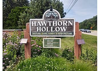 Hawthorn Hollow, Nature Sanctuary and Arboretum Kenosha Hiking Trails image 1