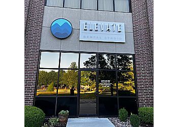 Springfield Dentists Heather Cline, DDS - ELEVATE DENTAL STUDIO