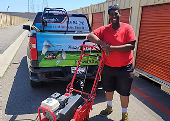 Heavenly's Lawn Care - Newport Beach, CA Lawn Care Services - Truck Image