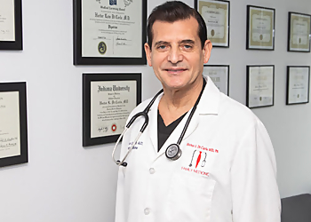 Hector L. Dicarlo, MD Fort Lauderdale Primary Care Physicians image 1