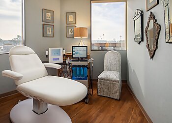 Chula Vista Plastic Surgeon Hector Salazar-Reyes, MD, FACS - LA JOLLA COSMETIC SURGERY PRACTICE