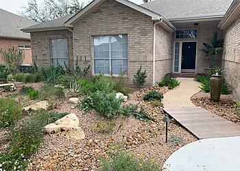 McAllen Landscaping Companies Heffner Design Team, PLLC