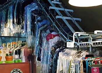 Bellevue Dry Cleaners Heidi's Dry Cleaners & Alterations