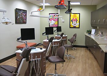 Hollywood Kids Dentists Helena Urrea-Feldsberg, DDS - BROWARD PEDIATRIC DENTISTS