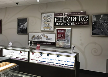 Helzberg Diamonds Glendale - Glendale, AZ Jewelry - Business Interior Image