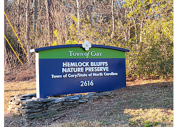 Hemlock Bluffs Nature Preserve