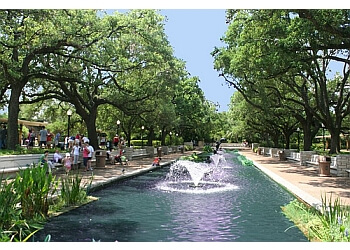 3 Best Public Parks in Houston, TX - ThreeBestRated