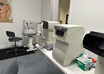 Bakersfield Pediatric Optometrists Hernake S Takhar, OD - TAKHAR EYE CARE