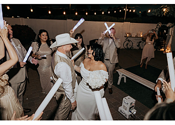 Gilbert Djs Hernandez Entertainment L.L.C.