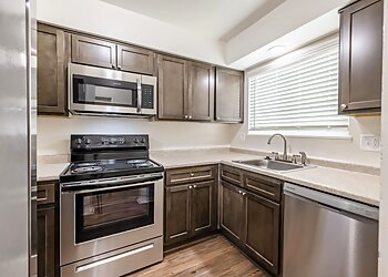 Rochester Apartments For Rent Hidden Creek Townhomes