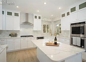 Aurora Custom Cabinets Highland Cabinetry