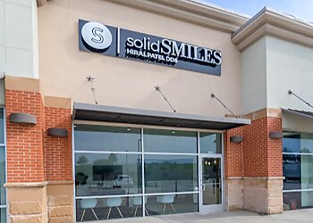 Lewisville Dentists Hiral Patel, DDS - SOLIDSMILES