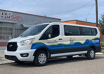 Hit Signs Hit Signs - St Petersburg, FL Sign Companies - Service Vehicle Image