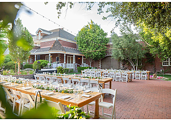 Gilbert Wedding Planners Hitch Without A Glitch