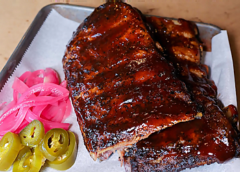 Hoggy's BBQ and Catering - Columbus, OH Barbecue Restaurants - Dish Image
