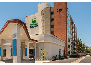  Holiday Inn Express Fullerton - Anaheim Fullerton Hotels