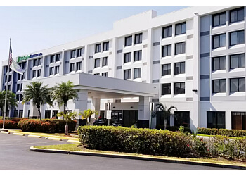 Holiday Inn Express & Suites Miami - Hialeah