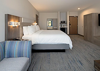 Santa Clarita Hotels Holiday Inn Express & Suites Valencia-Santa Clarita