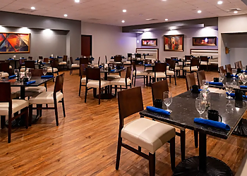 Beaumont Hotels Holiday Inn & Suites Beaumont-Plaza (I-10 & Walden)