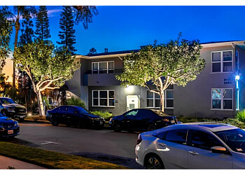 Inglewood apartments for rent Hollypark Knolls