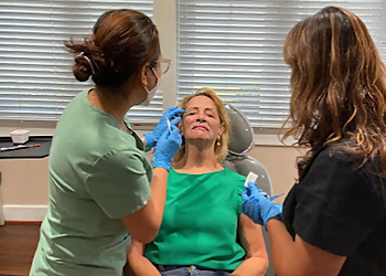 Honolulu Urgent Care Center - Honolulu, HI Urgent Care Clinics - Doctor Working Image