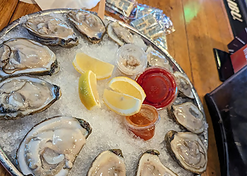 Hook & Reel Cajun Seafood & Bar Athens Athens Seafood Restaurants image 1