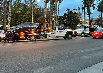 Ontario Towing Companies Hooked On Towing, LLC.