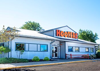 Aurora Sports Bars Hooters
