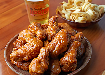 Hooters Clearwater Clearwater Sports Bars image 1