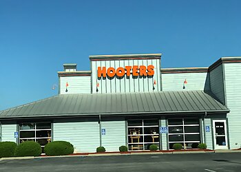 Columbia Sports Bars Hooters Columbia