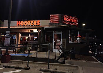 Mesquite Sports Bars Hooters Mesquite