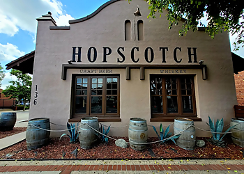 Fullerton American Restaurants Hopscotch Tavern