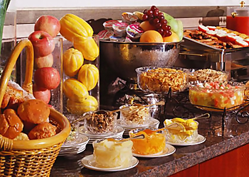 Warren Caterers Hotz Catering and Rental