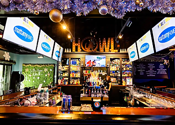 Pittsburgh Night Clubs Howl at the Moon