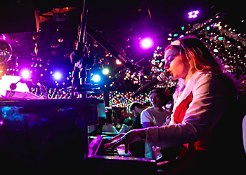 Pittsburgh Night Clubs Howl at the Moon