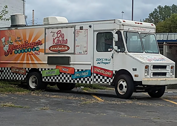 Humdinger Drive-In and Food Truck Kansas City Food Trucks image 1