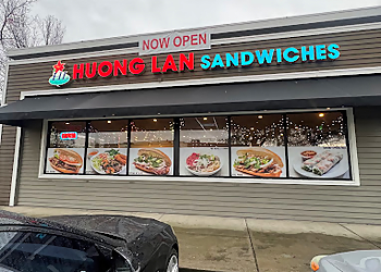 Huong Lan Sandwiches Sacramento - Sacramento, CA Sandwich Shops - Restaurant Entrance Image