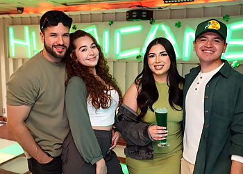 Huntington Beach Night Clubs Hurricanes Bar & Grill