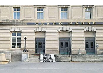 Lincoln Donut Shops Hurts Donut Co.