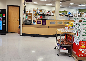 Des Moines Pharmacies Hy-Vee Drugstore