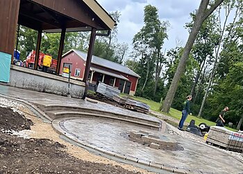 Cedar Rapids Landscaping Companies Hynek Landscaping & Co.