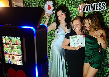 Aurora Photo Booth Companies I Love This Booth!