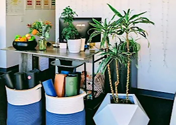 IN Power Yoga - Overland Park, KS Yoga Studios - Interior Image