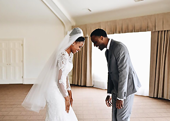 Ike and Tash Photography and Motion - Tacoma, WA Wedding Photographers - Professional Highlights